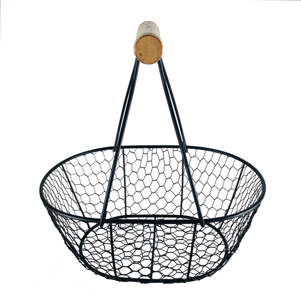 Vintage Style Wire Chicken Egg Basket Black Metal Basket With Wood Handle